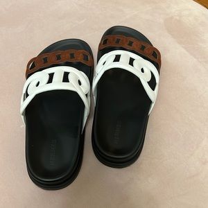 Hermes sandals
